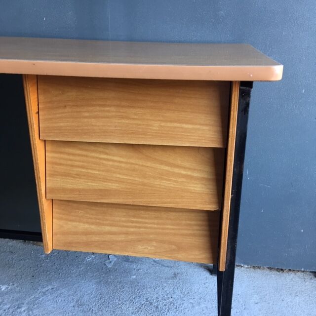 Office year 50 modernist spirit