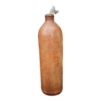 Bottle in mineral schwalheim stoneware