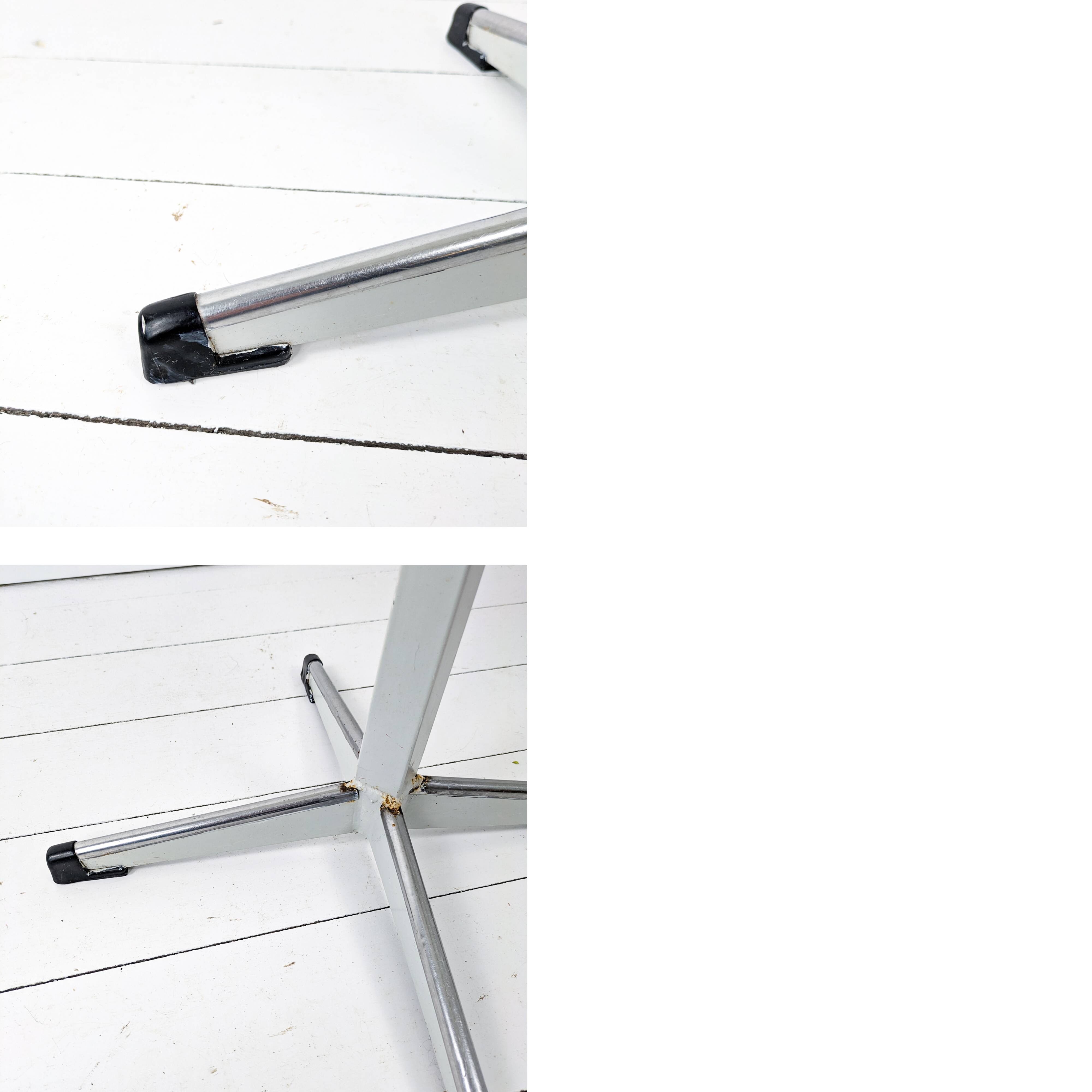 Mid Century Chaise d'école Chaise d'enfant Blanc Bois Métal Vintage Rétro C