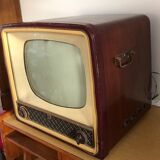 Vintage TV deco