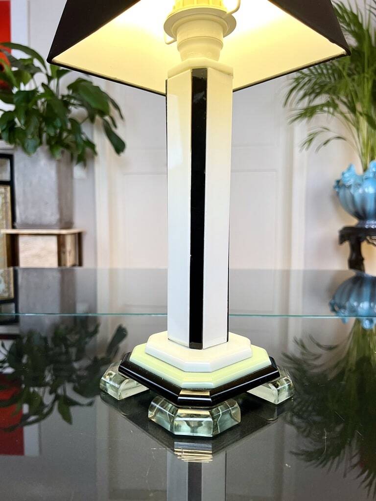 Modernist Art Deco lamps in opaline - 20th century lighting - Modern Design