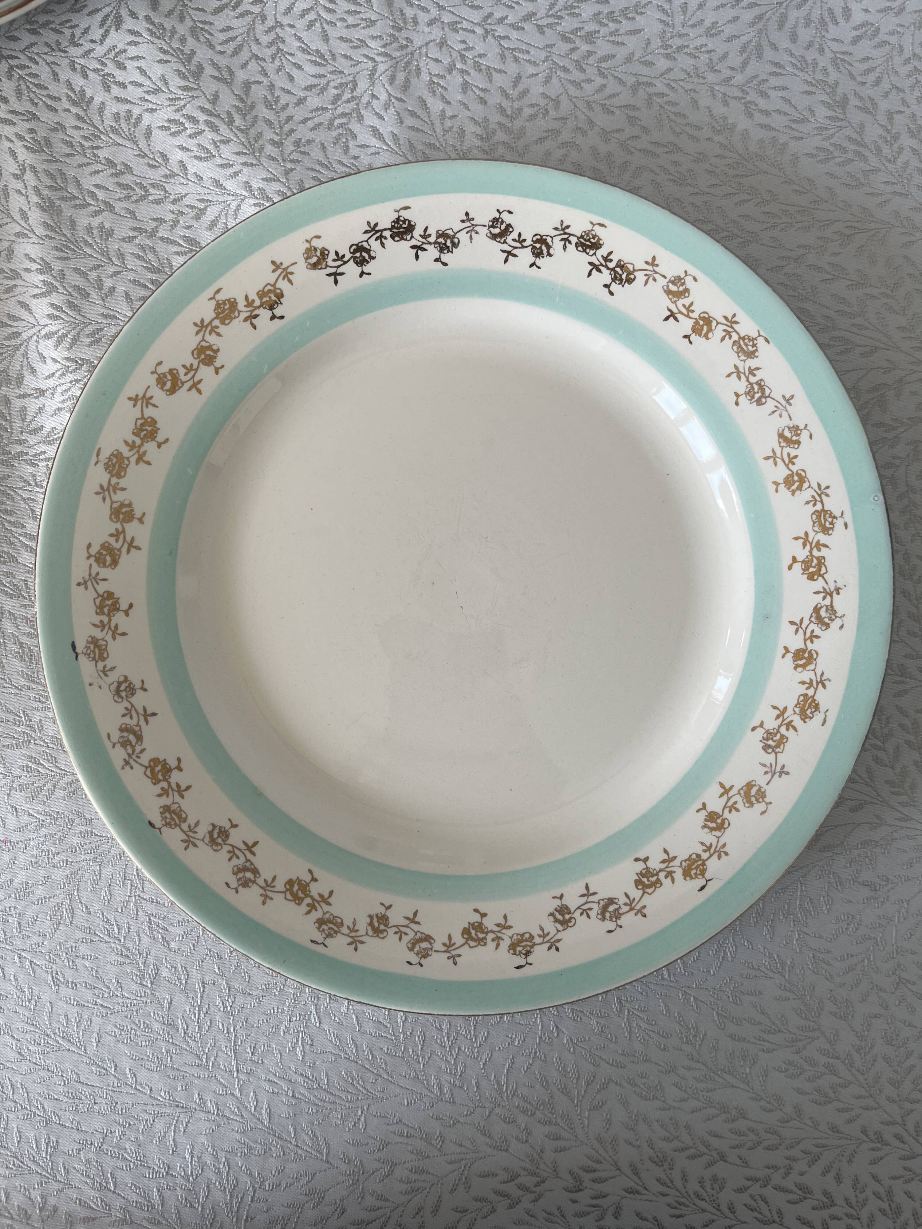 9 assiettes Digoin service Biarritz