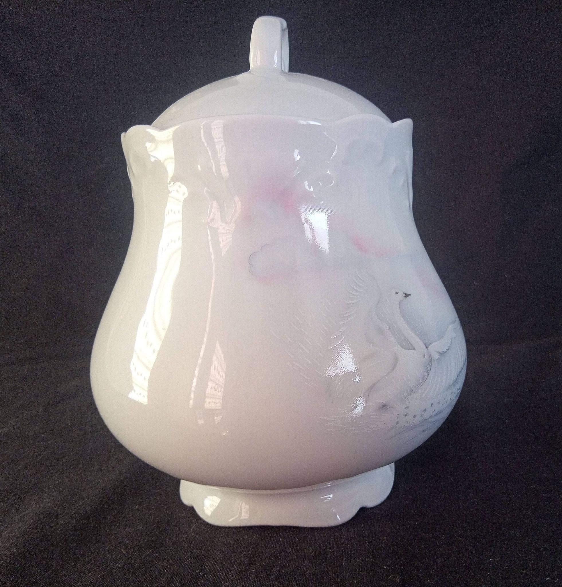 Limoges, Camille Tharaud - Coffee service for 8 people in Limoges porcelain, "Swan" decoration.
