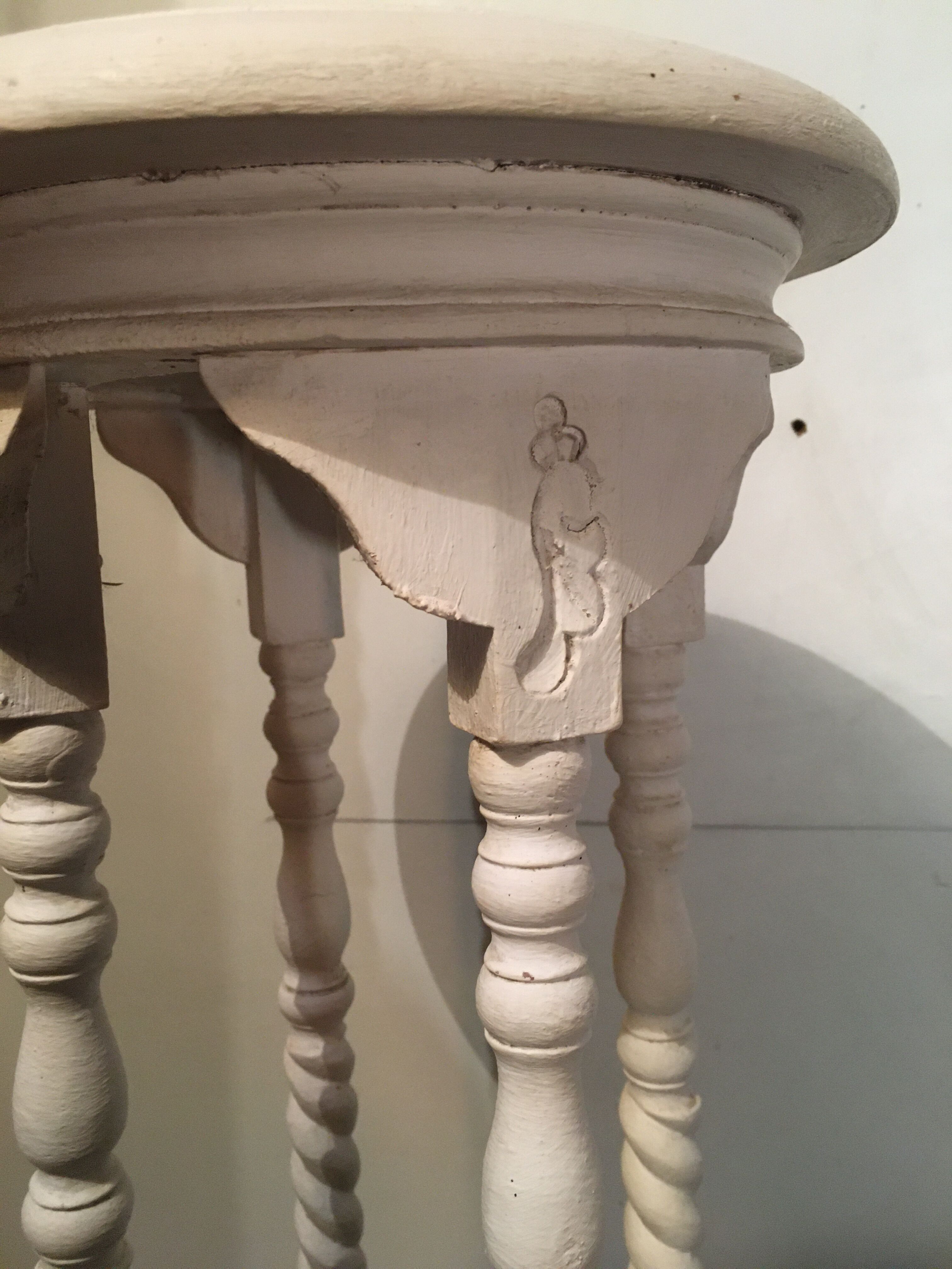 White patina wood harness