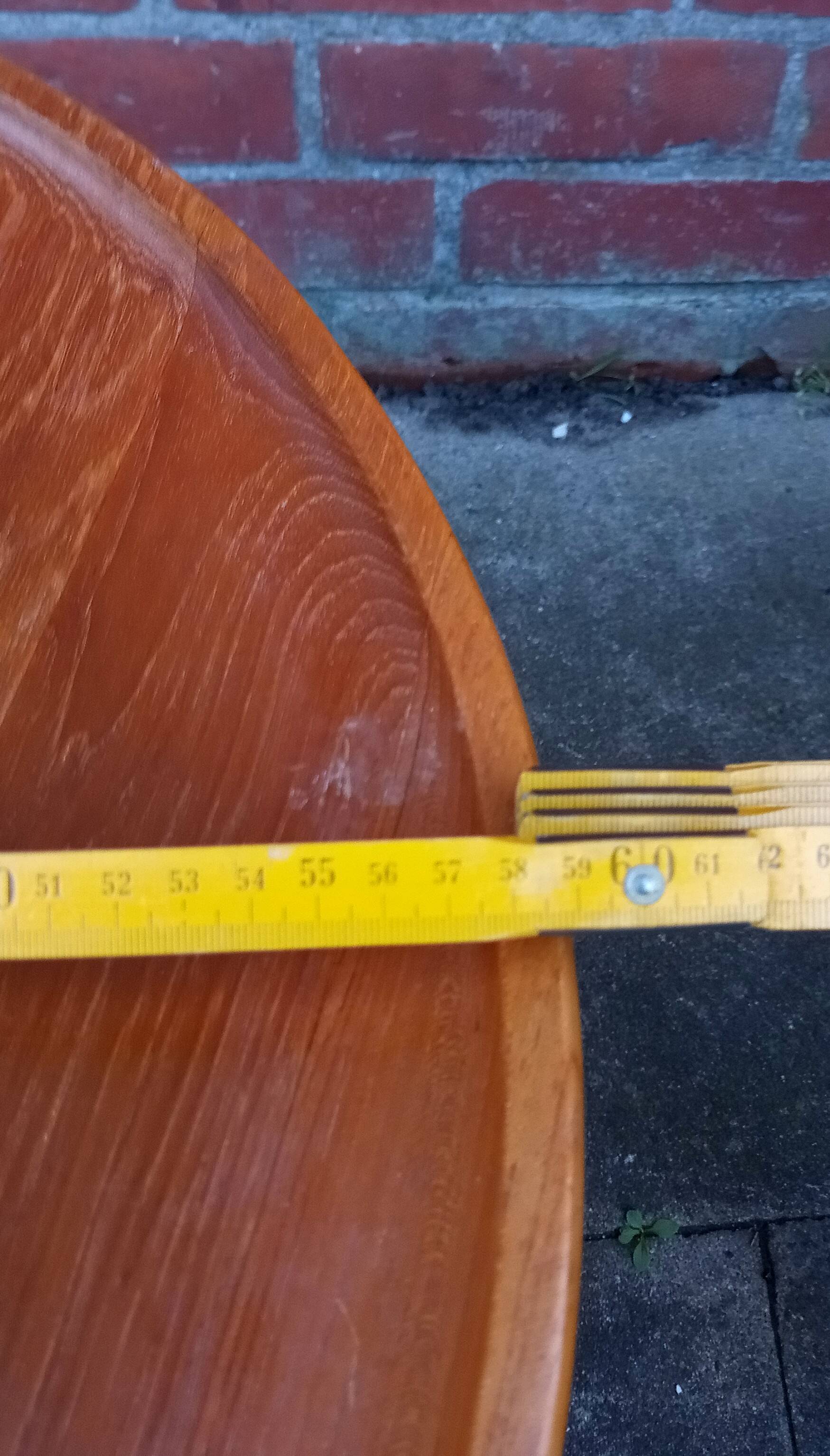 Round danish trolley in teak