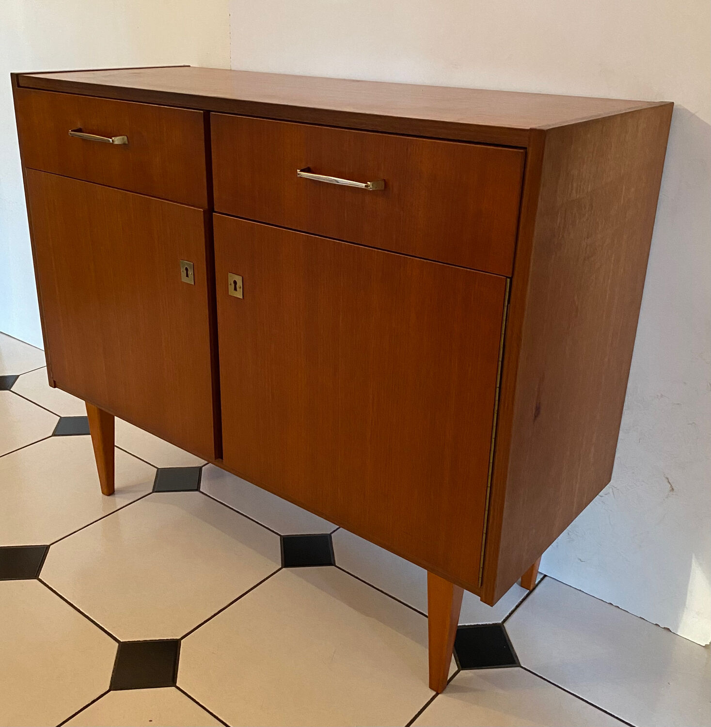 Vintage chest of drawers 60s