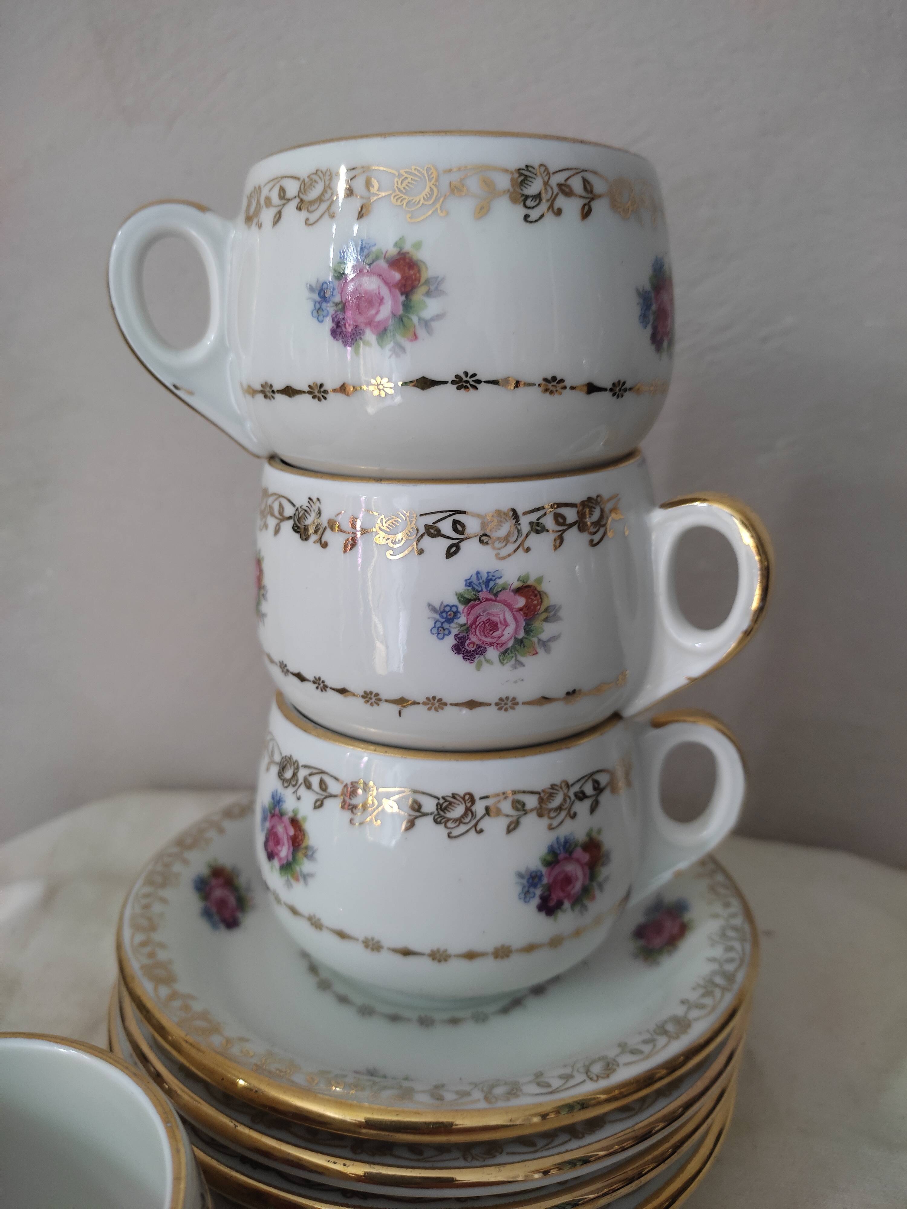 Porcelain coffee cups