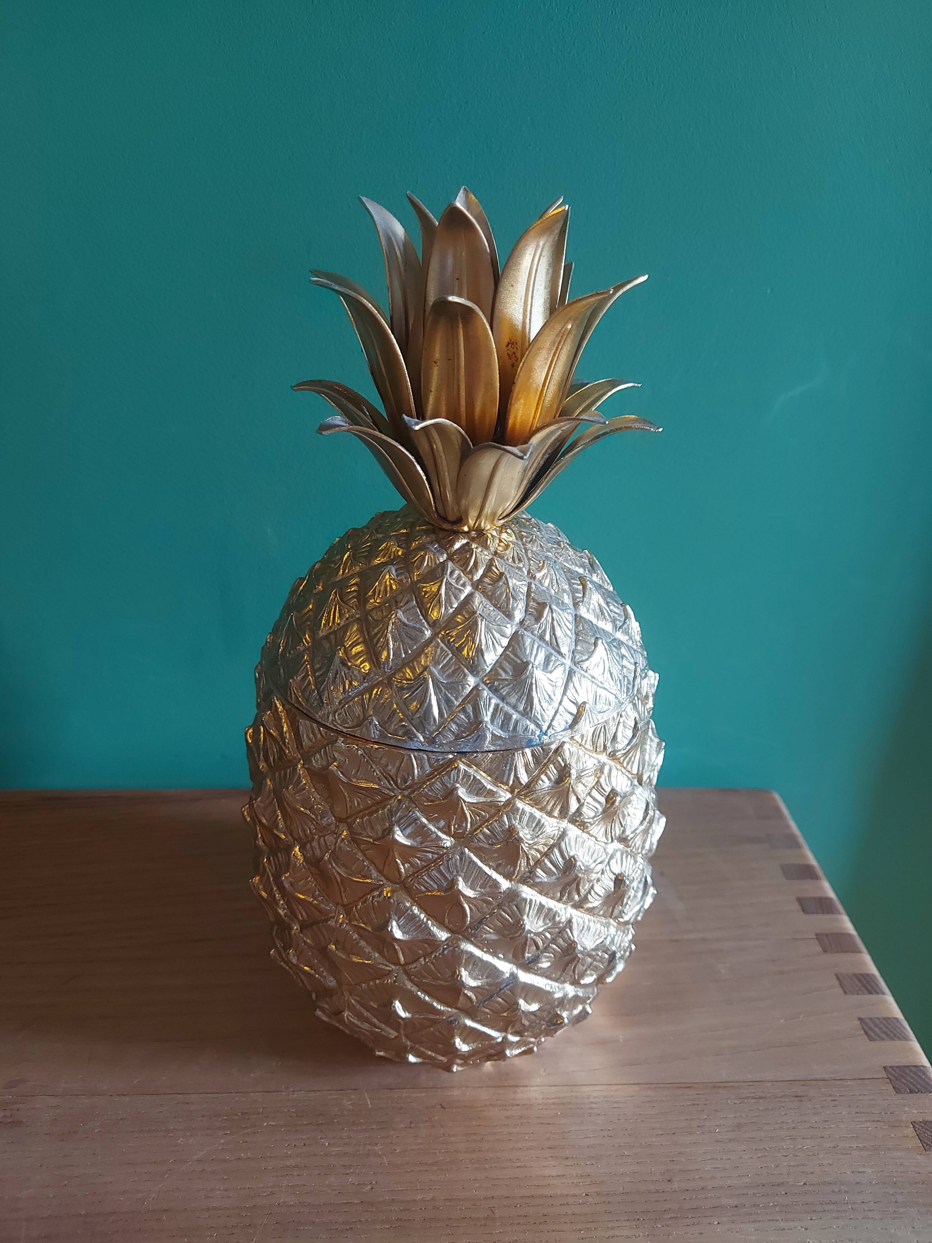 Pineapple ice bucket in golden metal Mauro Manetti