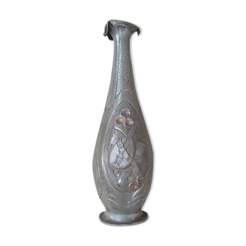 Vase en étain A.Villien