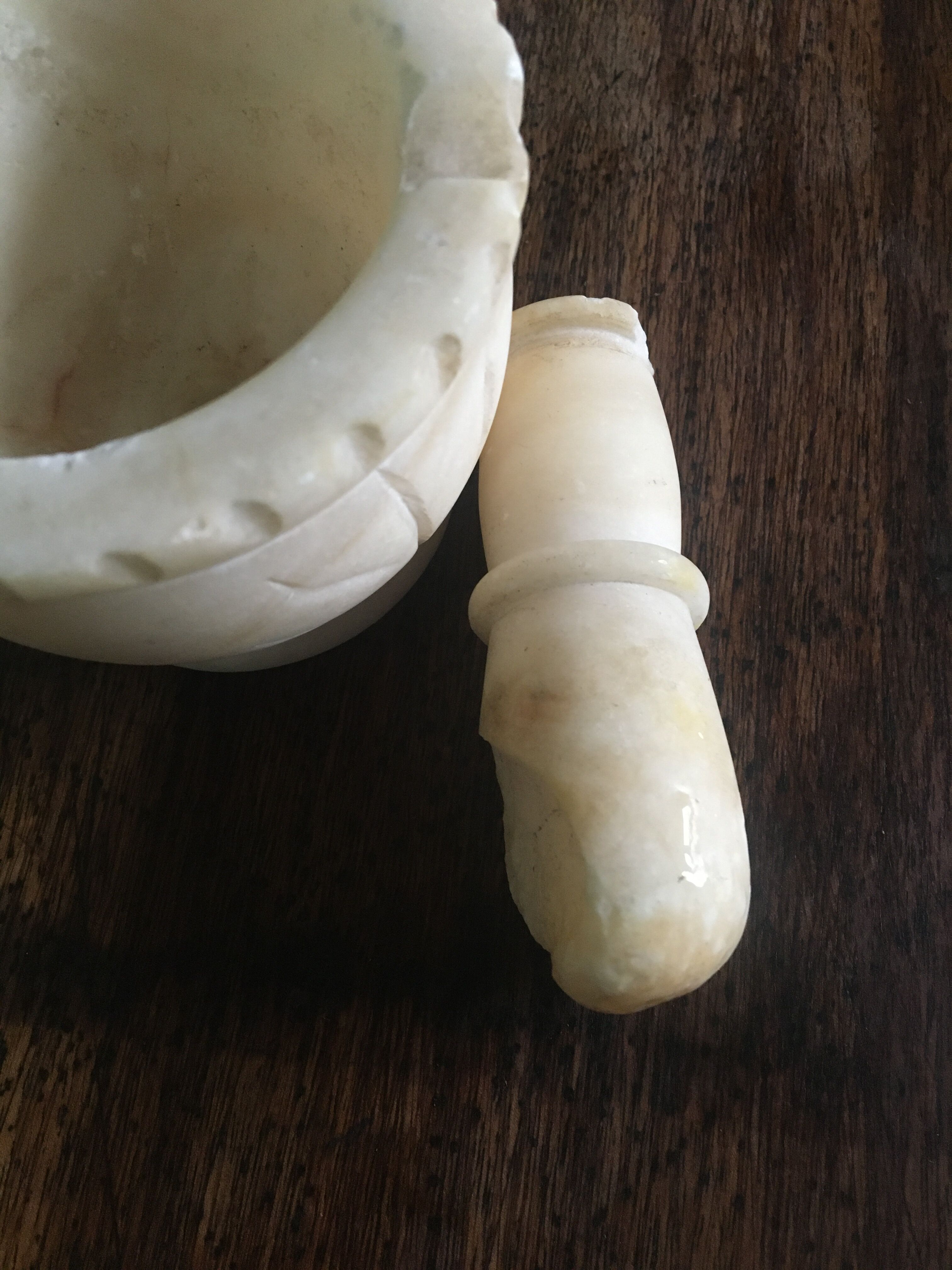 Mortar and pestle in albatra