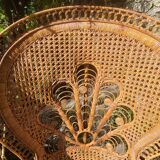 Fauteuil emmanuelle vintage et 2 poufs