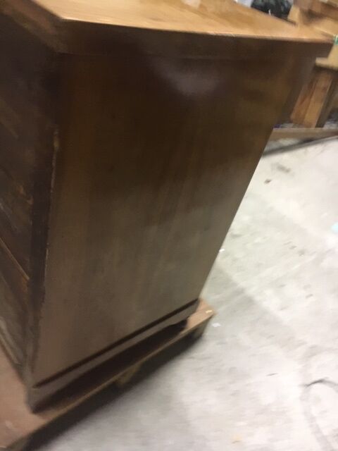 Walnut dresser 4 drawers