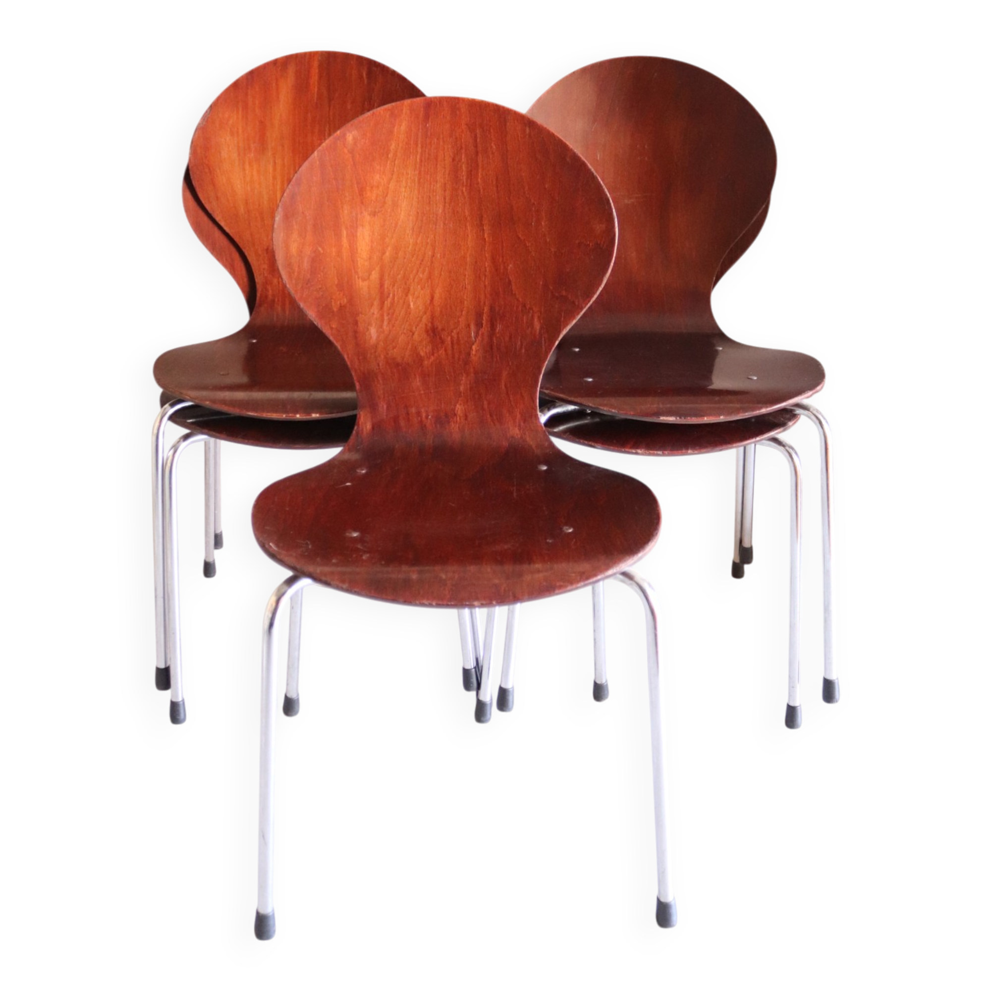 5 chaises style fourmi en contreplaqué moulé et métal chromé, esprit s