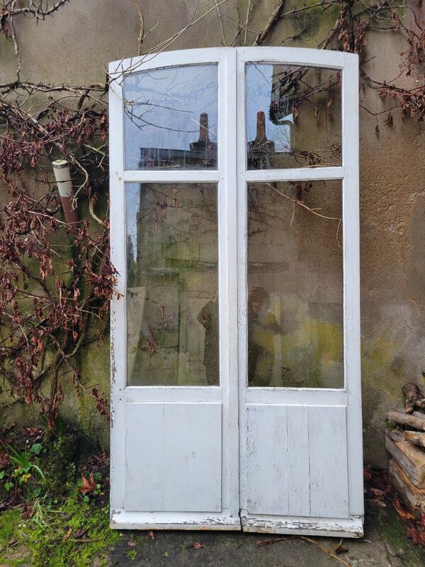 Porte-fenêtre, double porte vitrée ancienne