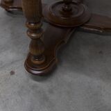 Bar globe maps rolling world