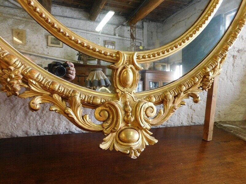 Mirror medallion dore of the 19th century 180x116cm