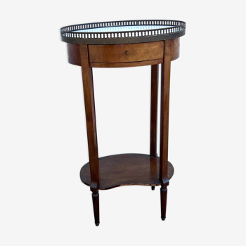 Four-legged oval gueridon with crotch or side table