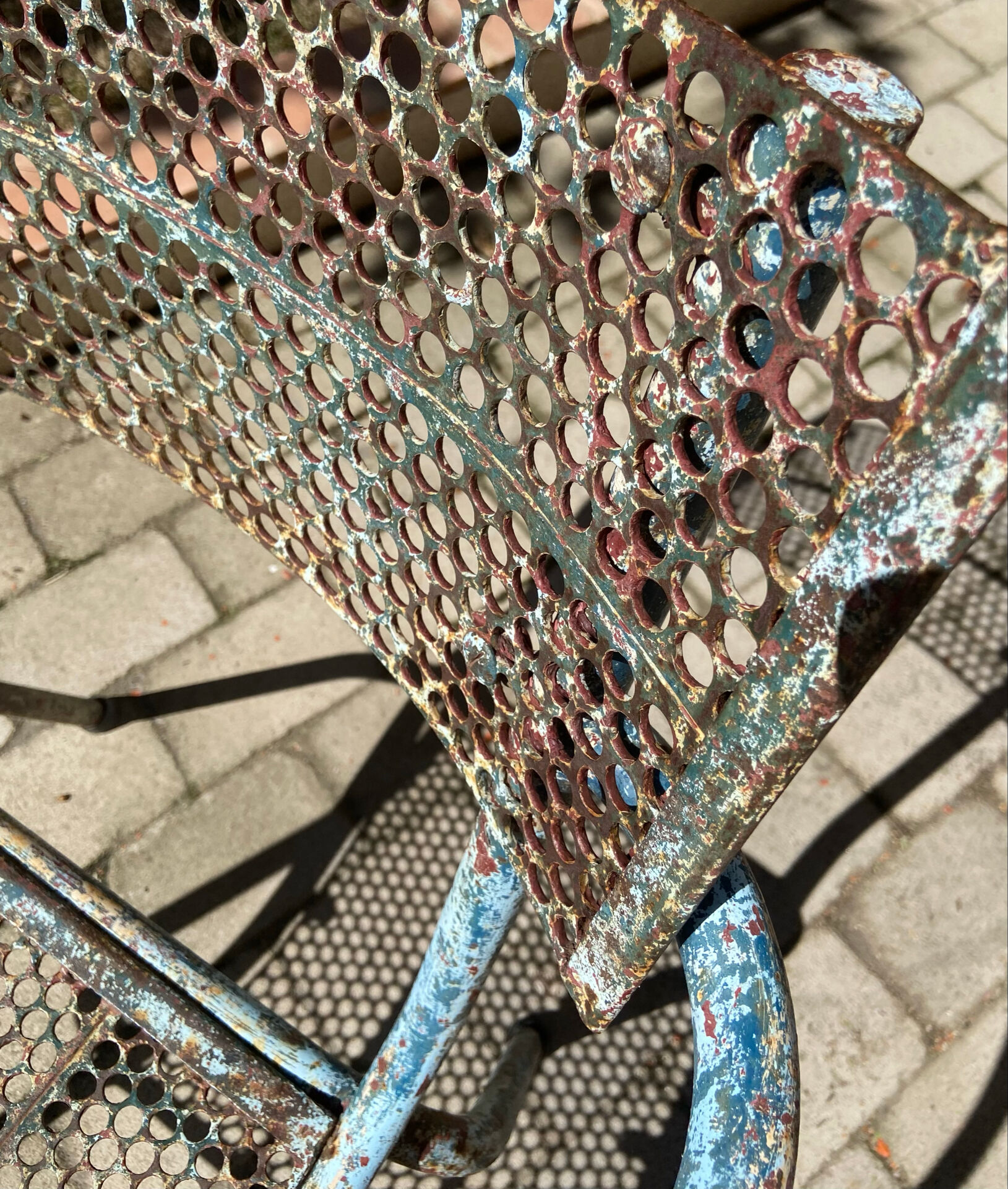 Ensemble René Malaval modèle Radar – table - 2 fauteuils – années 1950