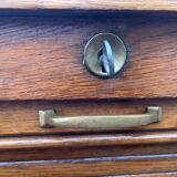 Curtain filing cabinet