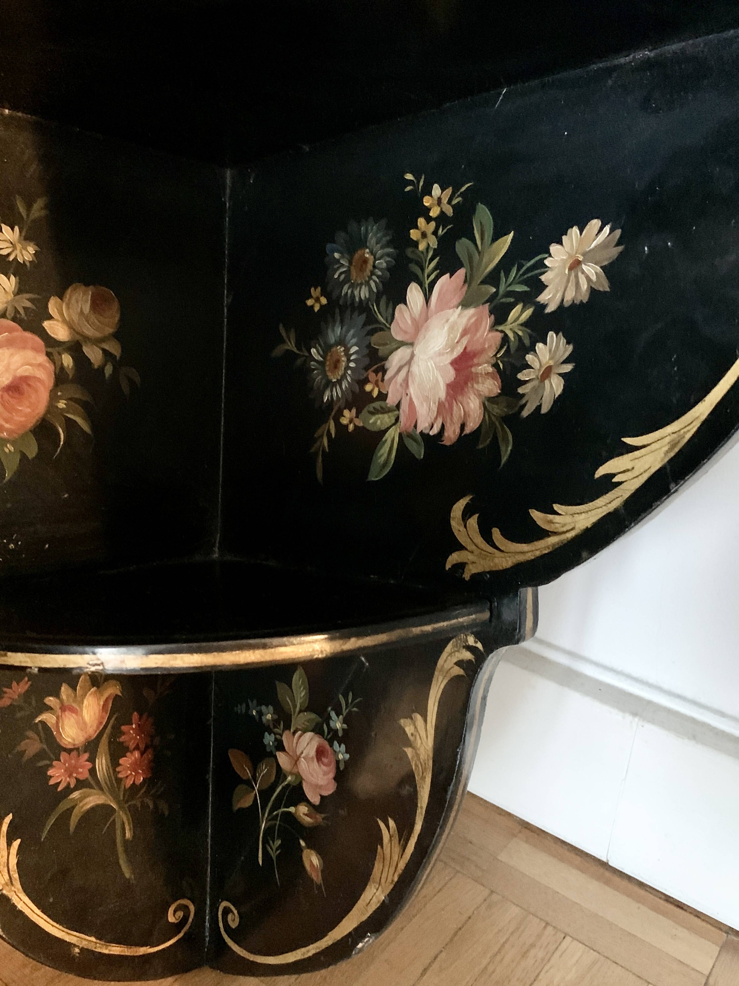 Napoleon III corner shelf