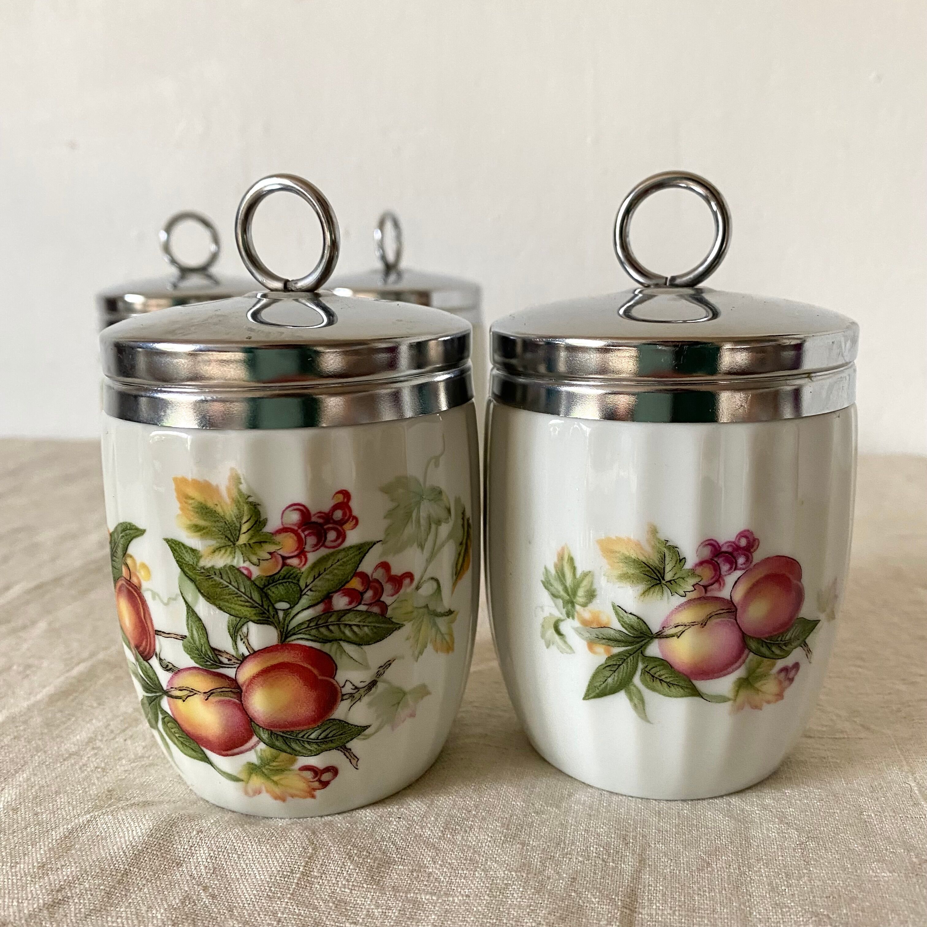 English porcelain pots windsor cooked-eggs