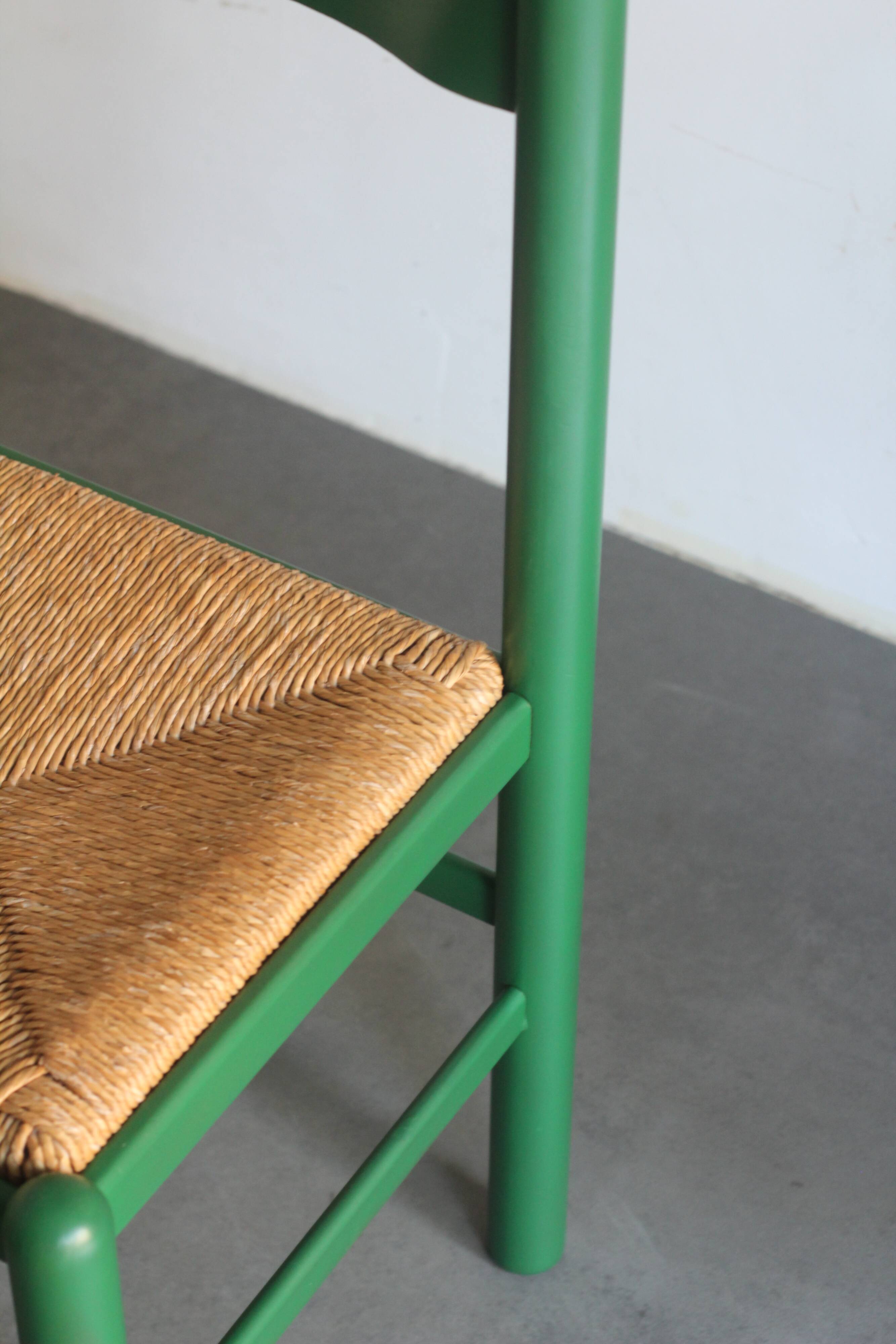 Série de 4 chaises en bois et paille