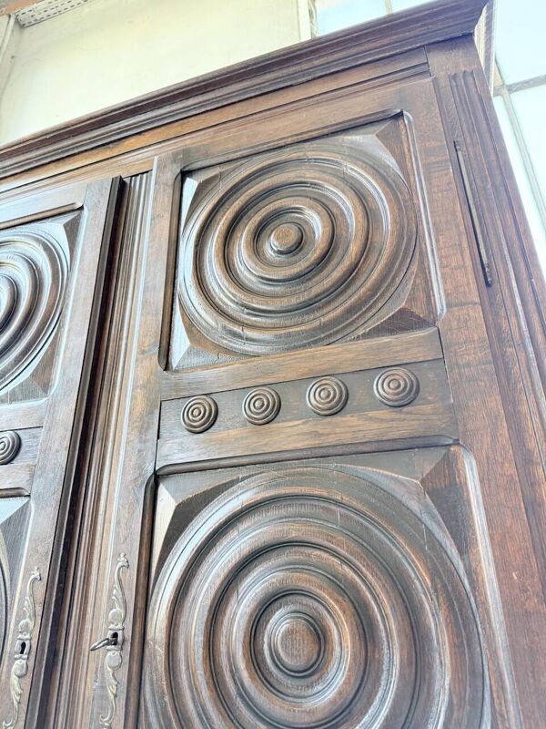 Armoire chêne « basque » dudouyt