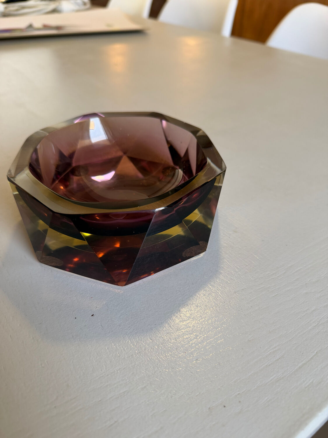 Ashtray / decorative bowl designed by Flavio Poli in Murano glass.