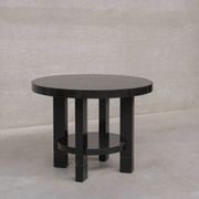 Table d'appoint ou table basse à étagères de style déco français du milieu du siècle.