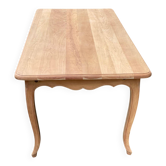 Chic farmhouse dining table, extendable, stripped in solid cherry wood, Louis XV style.