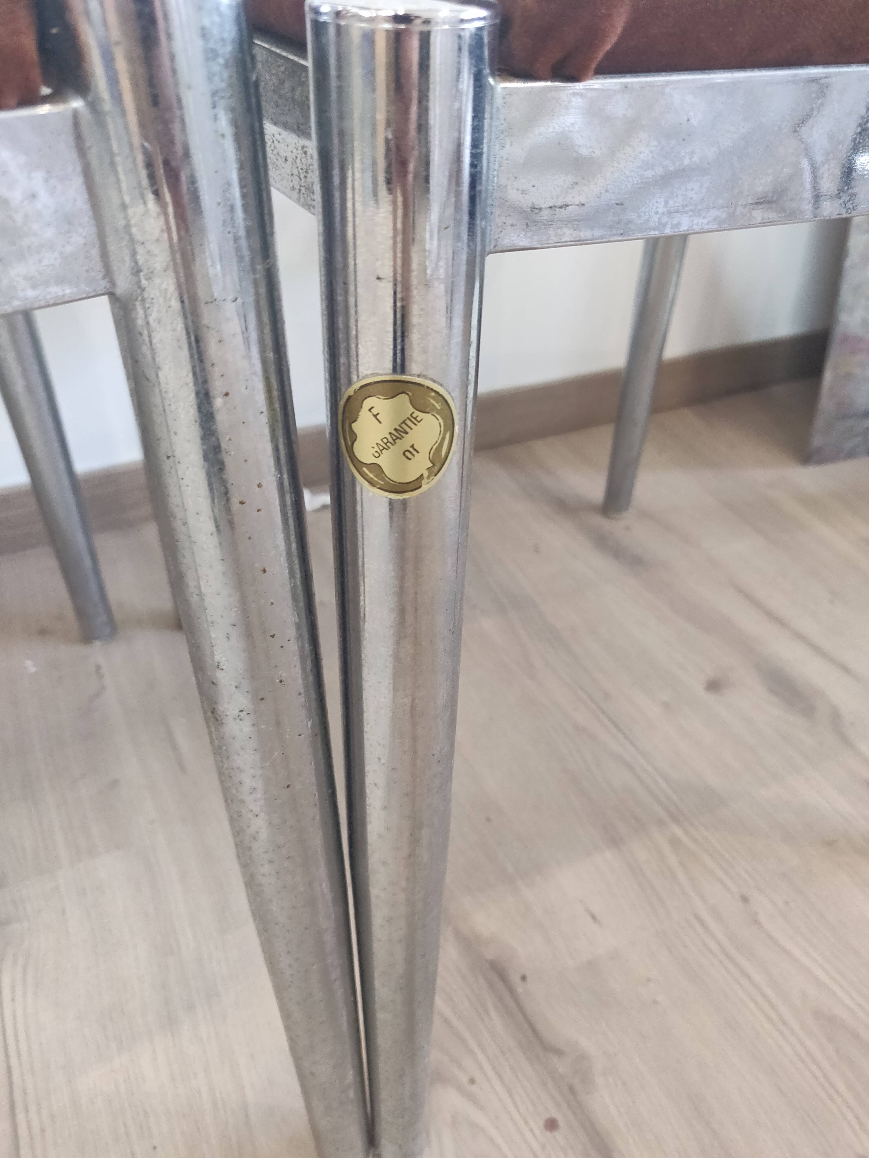 Suite of 4 chairs 70s chrome metal and velvet