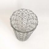 Vase en verre pressé moulé années 60 Hauteur 30 cm