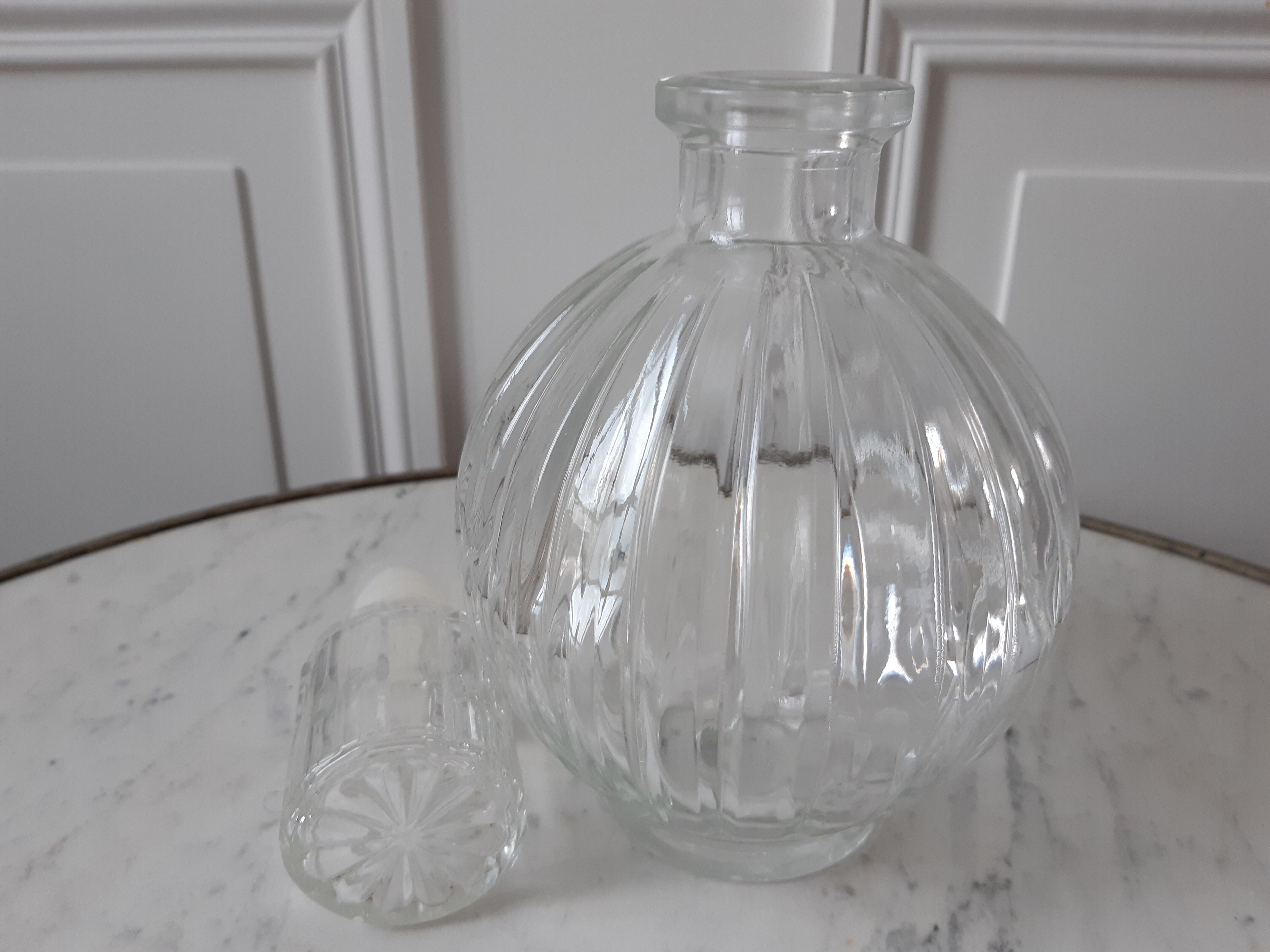 Round decanter 70s