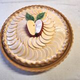 Slip pie dish