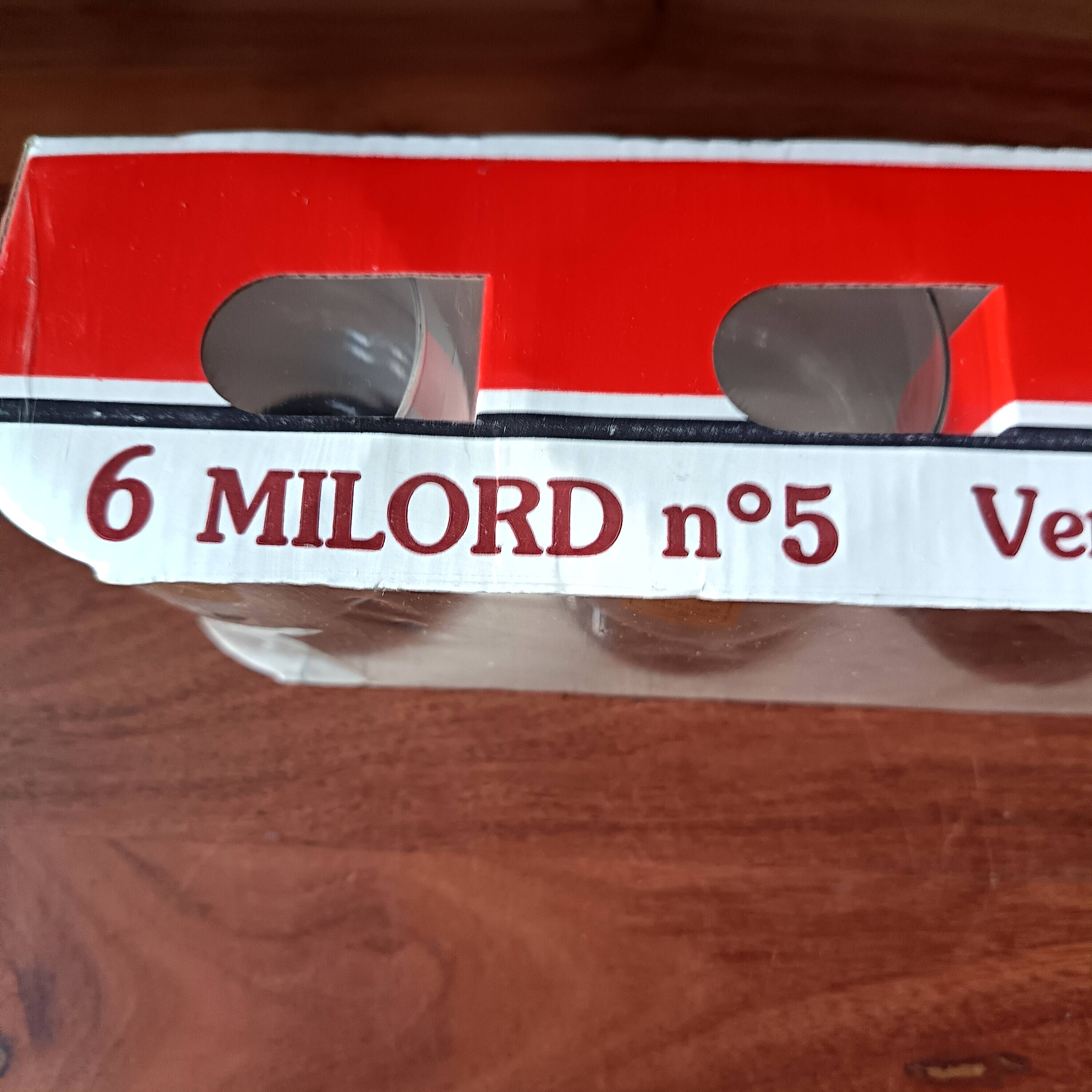 10 14cl glasses on black stems, Luminarc France, Milord 5 model