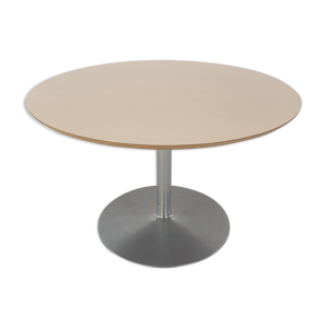 Table ronde par pierre