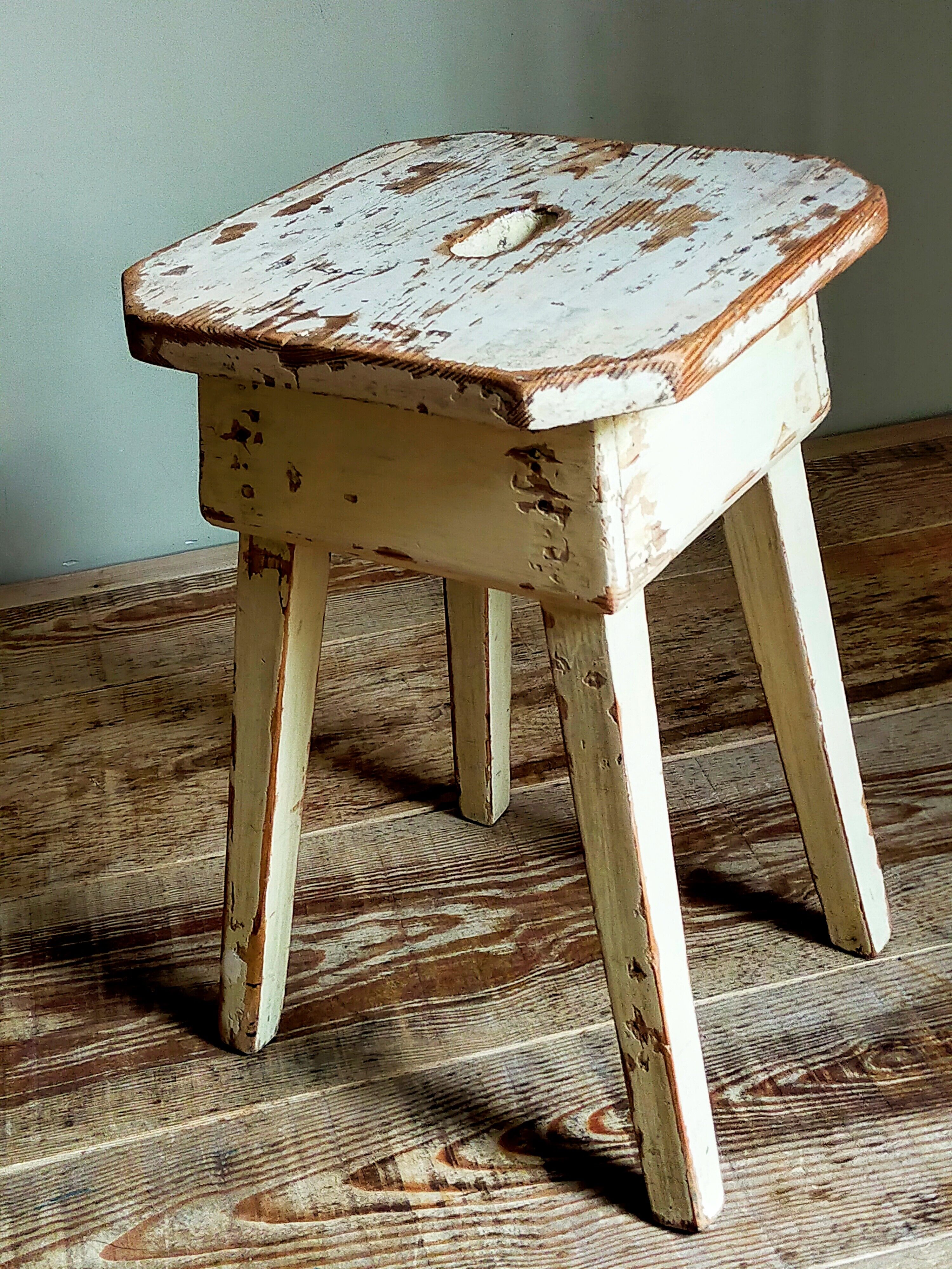 Workshop stool in antique patinated solid wood