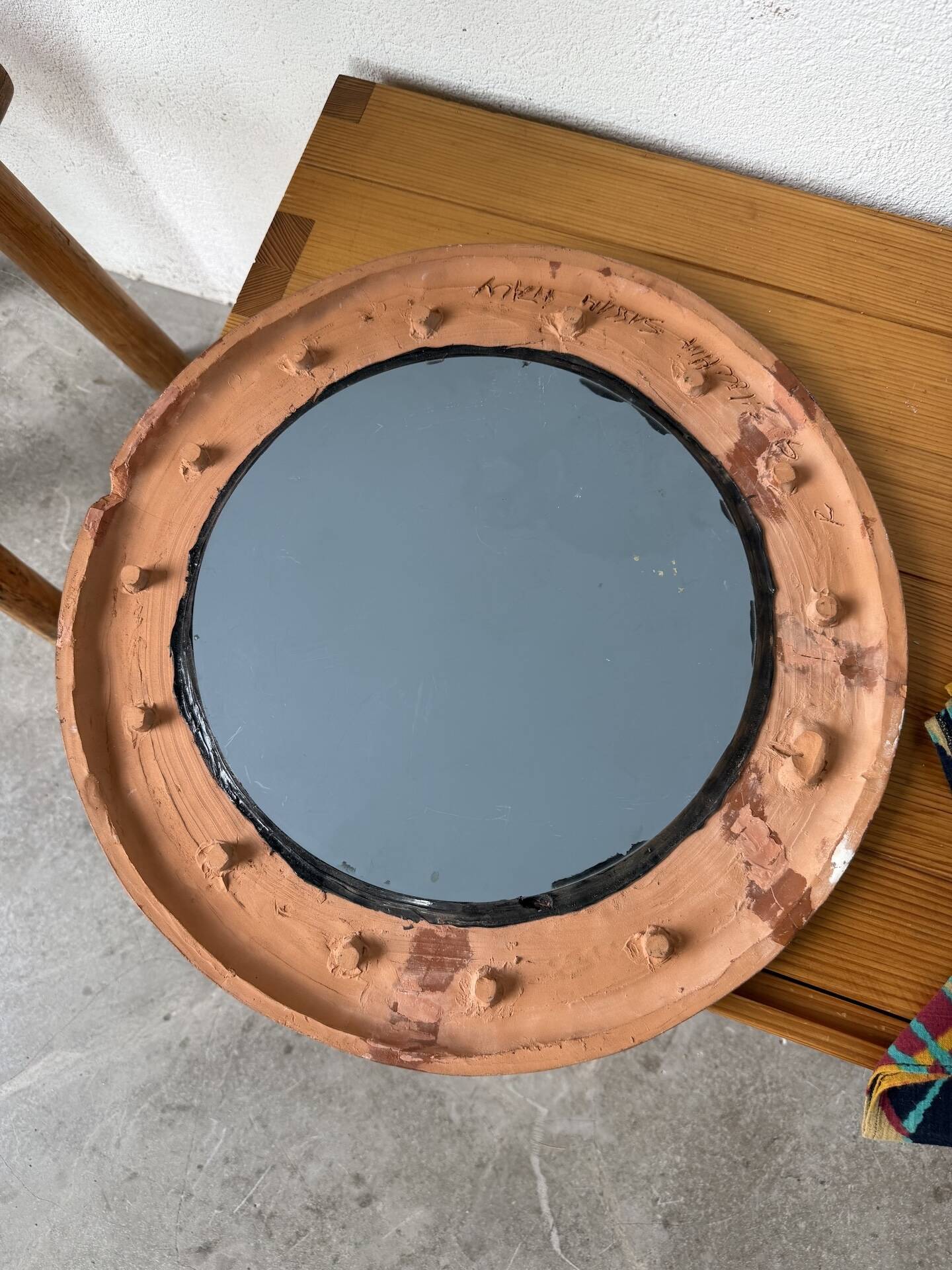 Art mirror Italy in ceramic from the 90s.