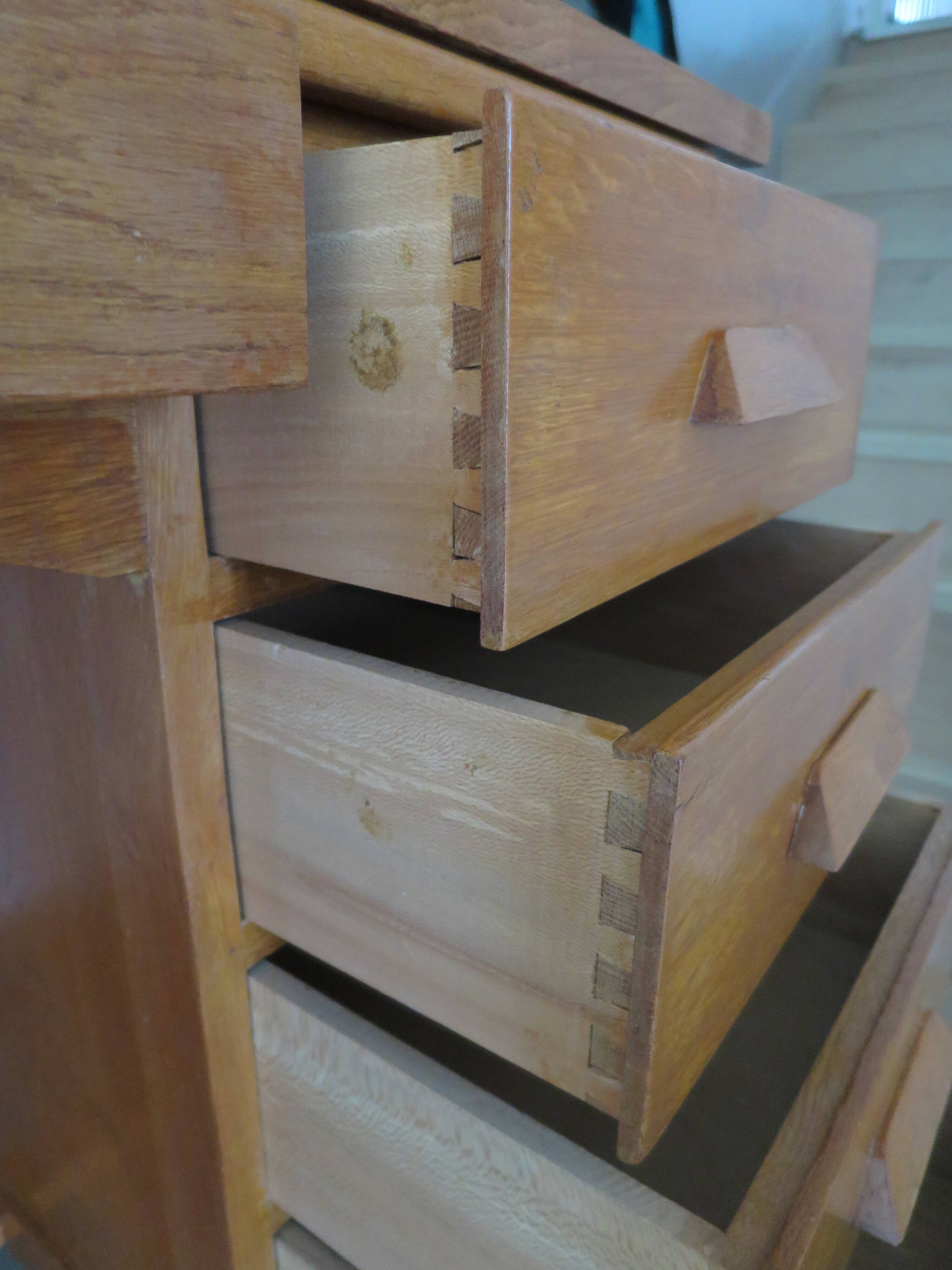 Vintage modernist desk - 5 drawers - shelf - 1950s - closure mechanism