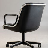 Charles Pollock for Knoll executive chair