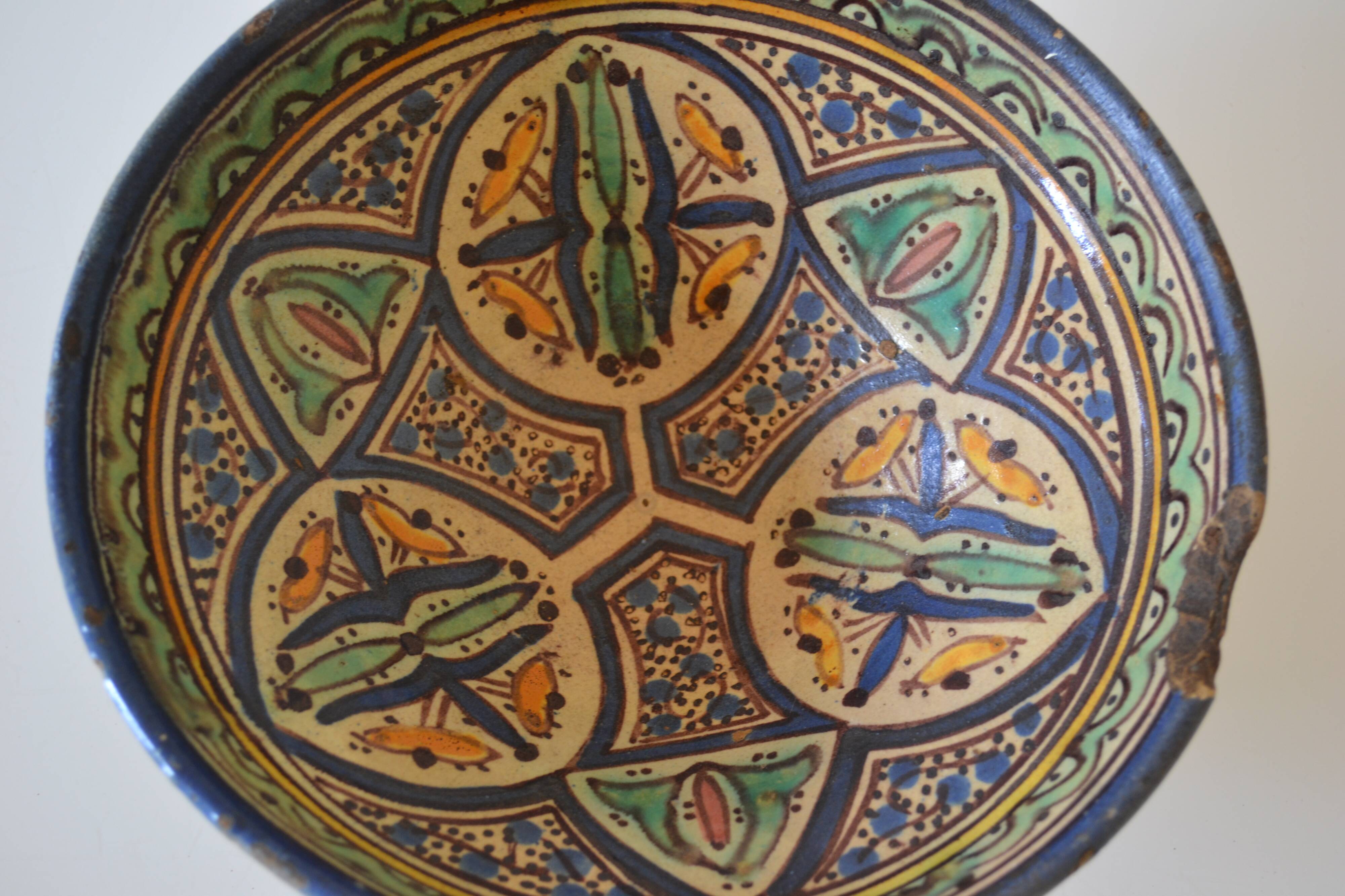 Ancient berbere ceramic dish signed north africa