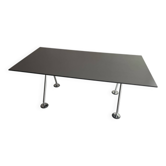 Nomos Tecno desk, design Richard Foster