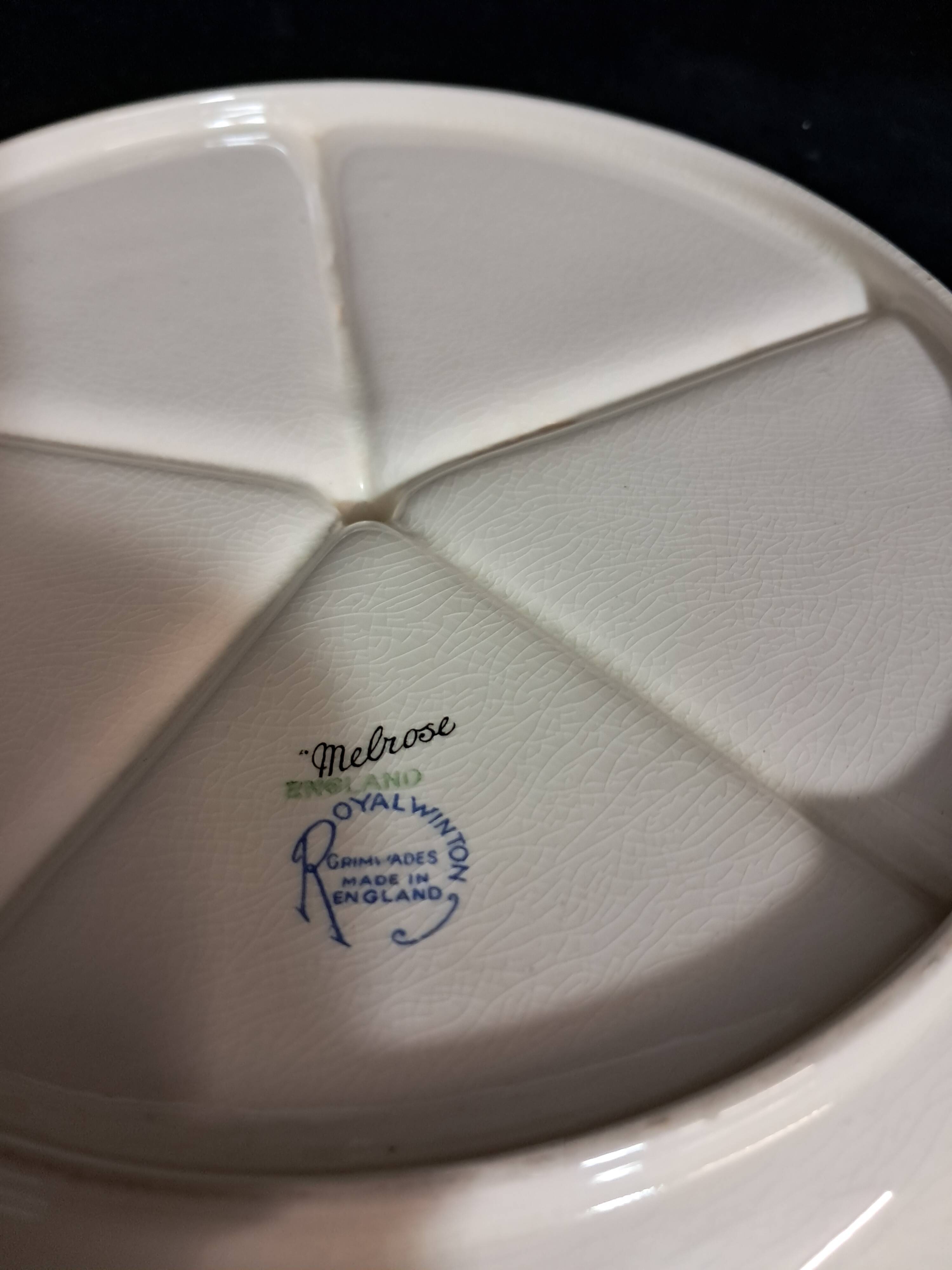 plat de service vintage avec compartiments en céramique anglais