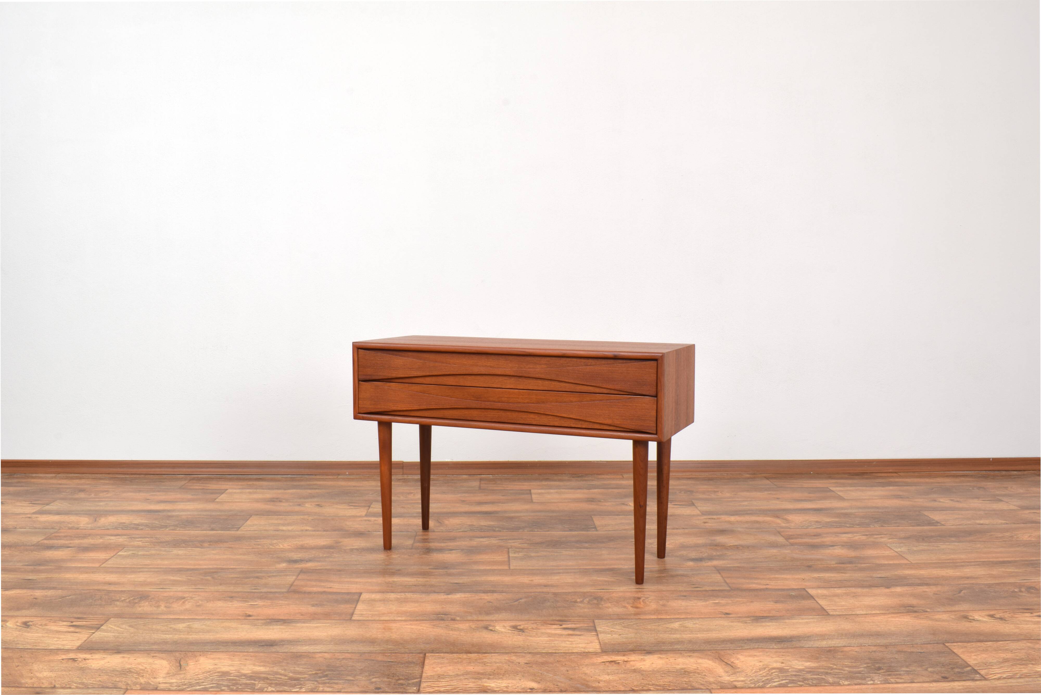 Teak Daybed by H. Wegner & Balloon Chair by H. Olsen  & Chest of Drawers by A. Vodder, Set of 3