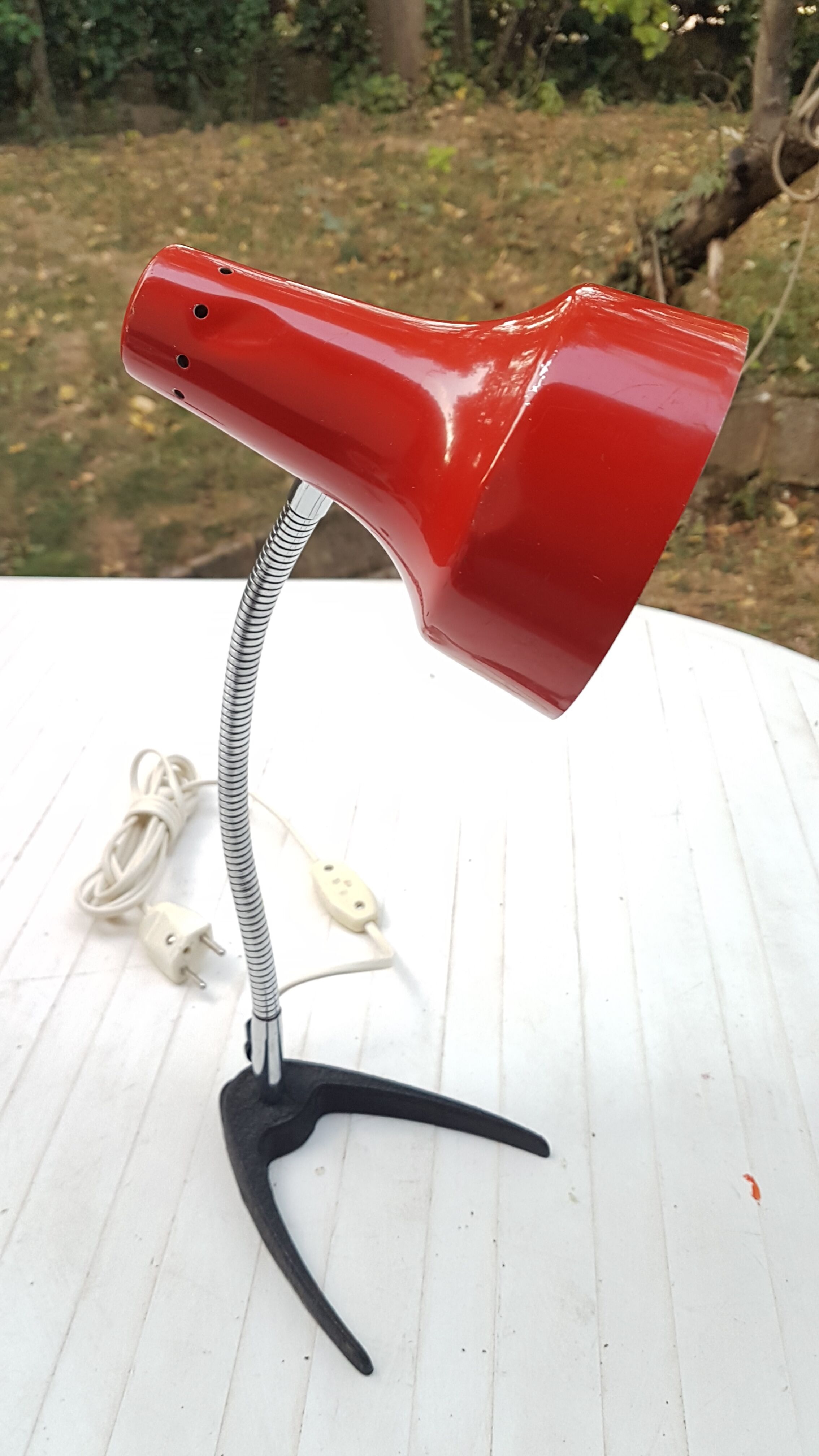 Lamp 50' 60' Red