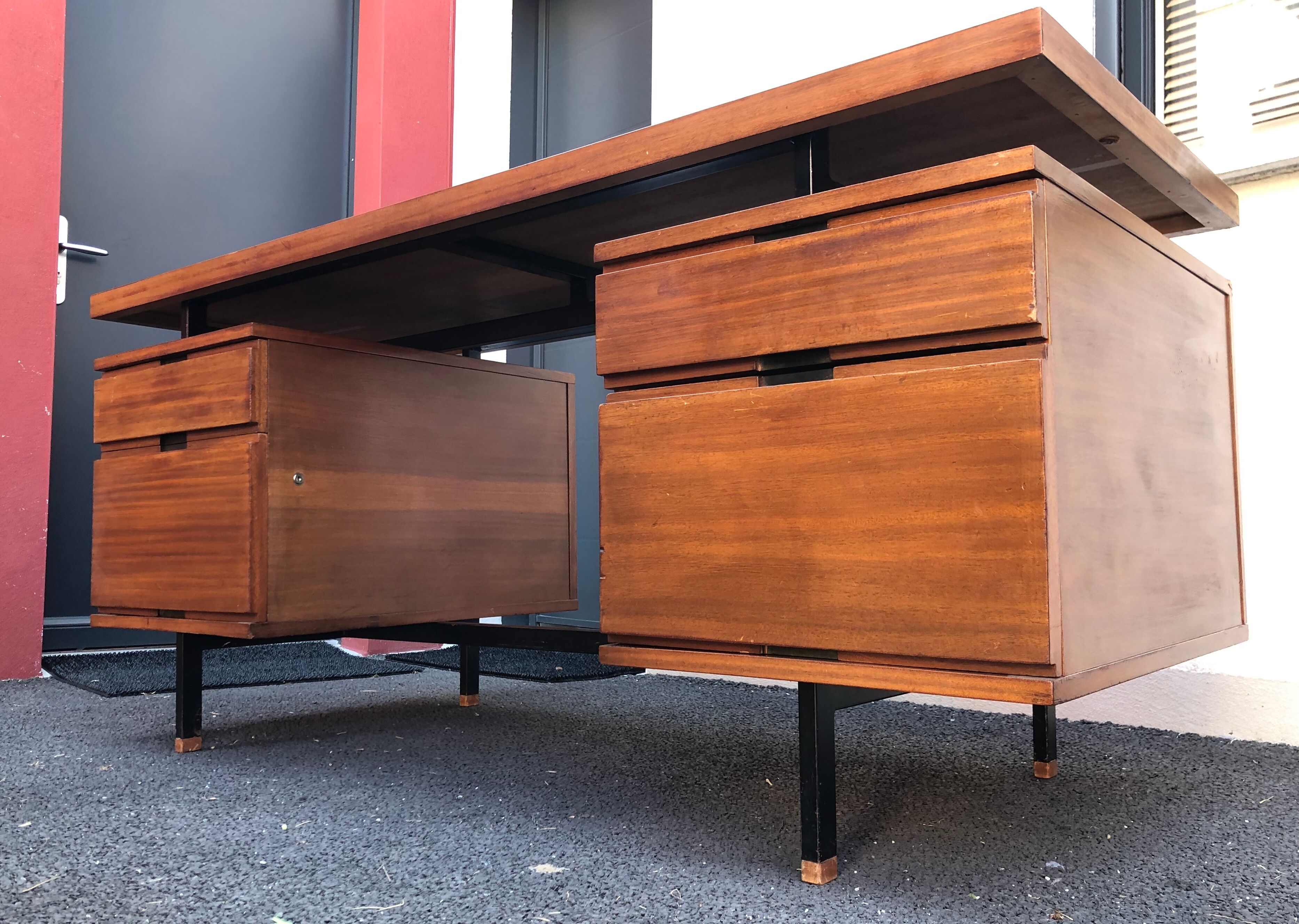 Bureau Pierre Guariche edition Minvielle années 60