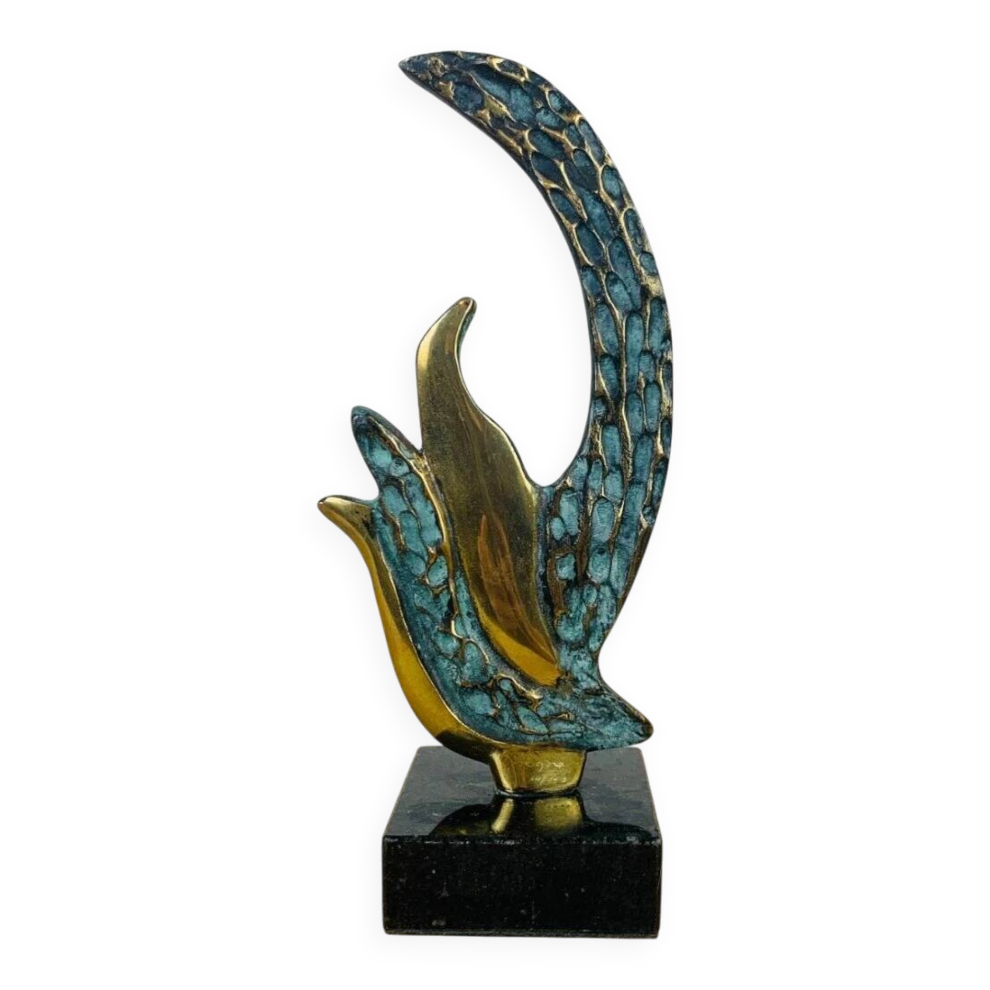 Bronze sculpture from the Signe Möbus workshop in São Paulo, Brazil.