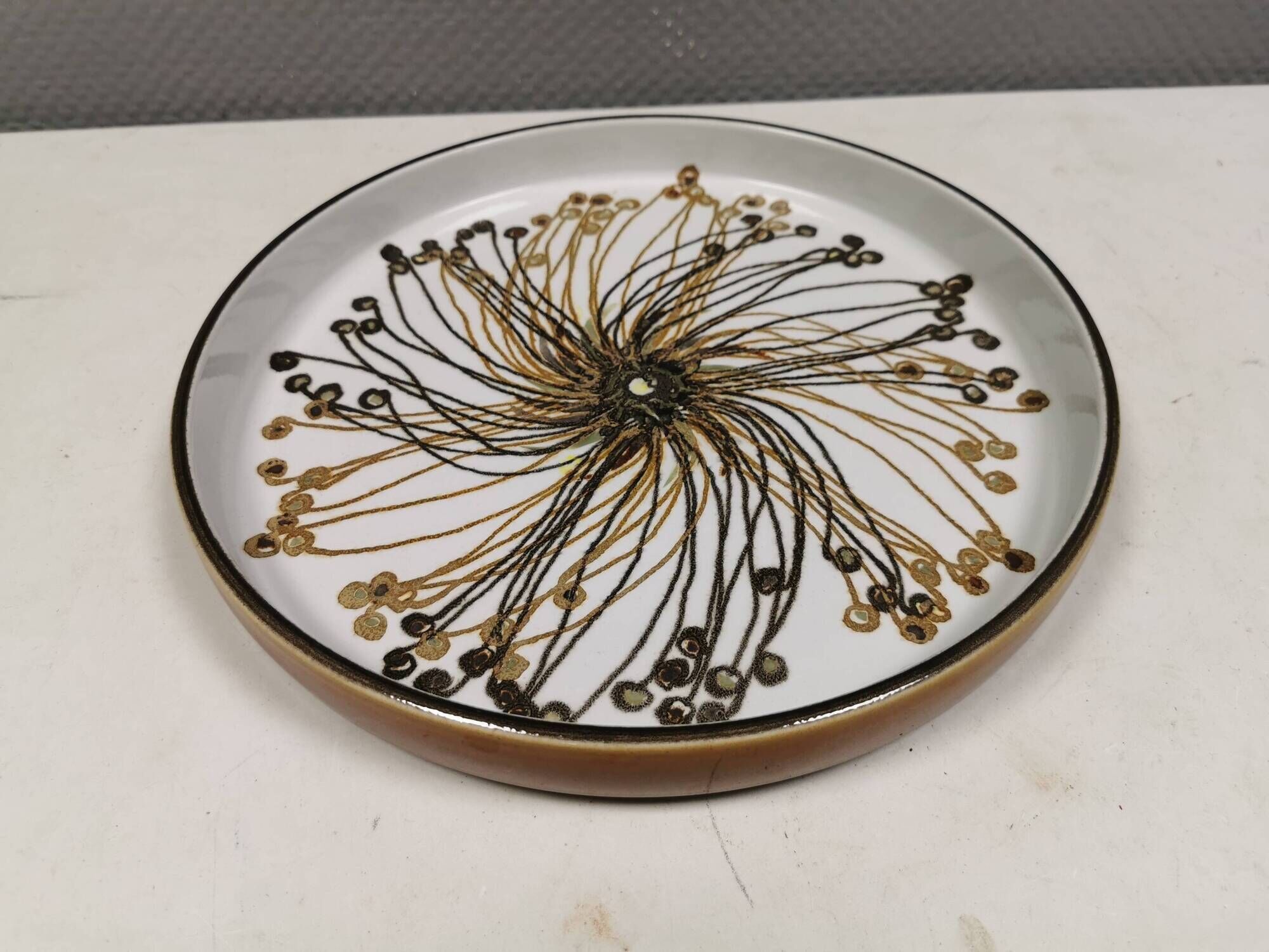 Royal Copenhagen Faience dish, designed by Ellen Malmer (EM) 1960s Denmark
