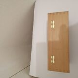 Box of 32 boxwood chess pawns