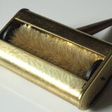 Nice nettoyeur de table des années 1950, laiton